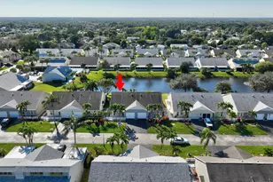 2540 SE Tropical East Circle E, Port Saint Lucie, FL 34952 - Photo 33