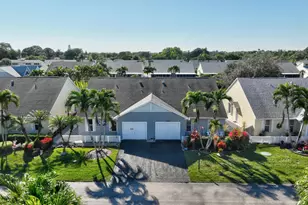 2540 SE Tropical East Circle E, Port Saint Lucie, FL 34952 - Photo 35