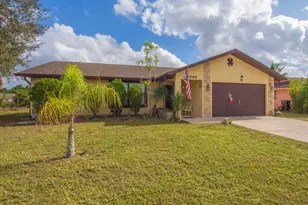 2543 SE Price Ct, Port Saint Lucie, FL 34953 - Photo 7