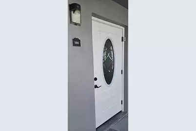 186 Burgundy D, Delray Beach, FL 33484 - Photo 3