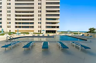 5280 N Ocean Dr, Singer Island, FL 33404 - Photo 57