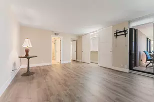 5280 N Ocean Dr, Singer Island, FL 33404 - Photo 33