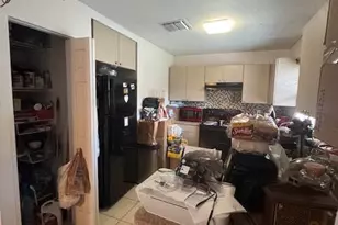 812 N 21st St, Fort Pierce, FL 34950 - Photo 5