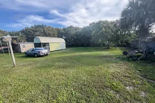 812 N 21st St, Fort Pierce, FL 34950 - Photo 3