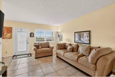 4008 Hythe A, Boca Raton, FL 33434 - Photo 9