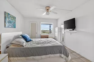 4008 Hythe A, Boca Raton, FL 33434 - Photo 13