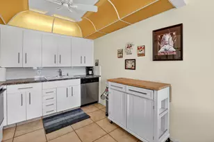 4008 Hythe A, Boca Raton, FL 33434 - Photo 5