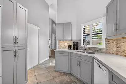 22658 Meridiana Drive, Boca Raton, FL 33433 - Photo 7