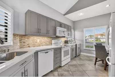 22658 Meridiana Drive, Boca Raton, FL 33433 - Photo 5