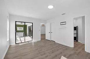 9074 Chatsworth Cascades, Boca Raton, FL 33434 - Photo 19