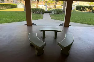 300 Village Green Cir S, Lake Worth Beach, FL 33461 - Photo 29