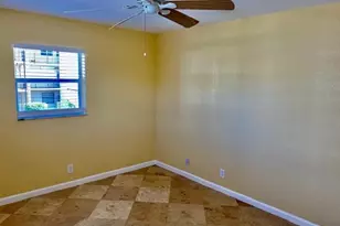 240 Croton Ave, Lantana, FL 33462 - Photo 15