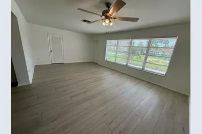 5775 Fernley Drive W #112, West Palm Beach, FL 33415 - Photo 11