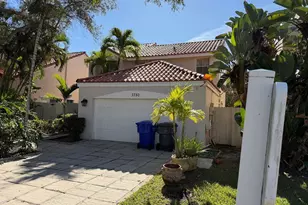 3780 Amalfi Dr, Hollywood, FL 33021 - Photo 15