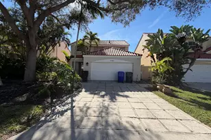 3780 Amalfi Dr, Hollywood, FL 33021 - Photo 13