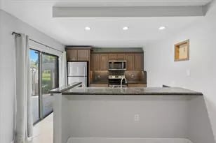 712 7th Way, West Palm Beach, FL 33407 - Photo 3