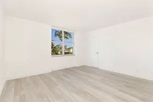 354 Chilean Ave, Palm Beach, FL 33480 - Photo 21