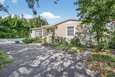 831 30th Court, West Palm Beach, FL 33407 - Photo 1