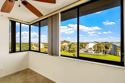 8030 Hampton Boulevard #502, North Lauderdale, FL 33068 - Photo 9