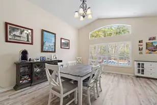 938 SE Westminster Pl, Stuart, FL 34997 - Photo 9