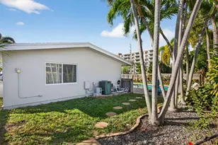 3792 NE 19th Ave, Oakland Park, FL 33308 - Photo 41