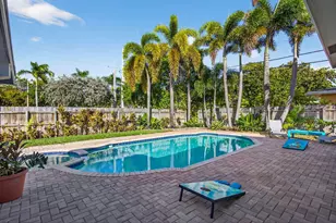 3792 NE 19th Ave, Oakland Park, FL 33308 - Photo 11