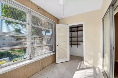 201 Oxford 600, West Palm Beach, FL 33417 - Photo 19