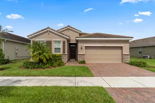 10552 SW Toren Wy, Port Saint Lucie, FL 34987 - Photo 1