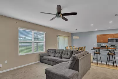 1615 Lexington Square SW, Vero Beach, FL 32962 - Photo 5