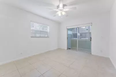 877 Flanders S, Delray Beach, FL 33484 - Photo 19
