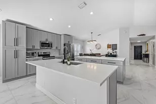 5230 Canoe Bend Dr, Lake Worth, FL 33463 - Photo 7