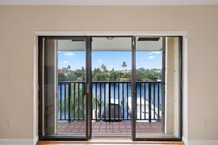 240 Captains Walk, Delray Beach, FL 33483 - Photo 11