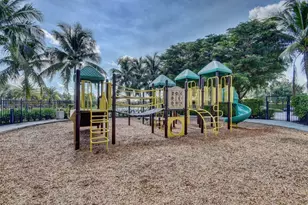 10293 Medicis Pl, Wellington, FL 33449 - Photo 37