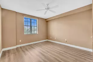 616 Clearwater Park Rd, West Palm Beach, FL 33401 - Photo 17