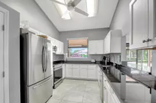 3352 Perimeter Dr, Greenacres, FL 33467 - Photo 43