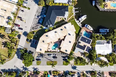 2201 SE 9th Street #107, Pompano Beach, FL 33062 - Photo 27
