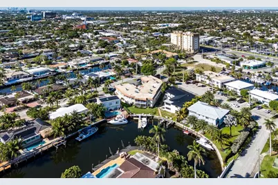 2201 SE 9th Street #107, Pompano Beach, FL 33062 - Photo 31