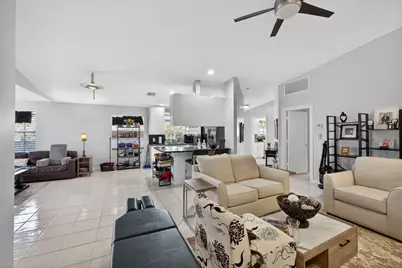 4153 Royal Oak Drive, Palm Beach Gardens, FL 33410 - Photo 15