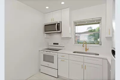 2557 Dudley Drive W #D, West Palm Beach, FL 33415 - Photo 5