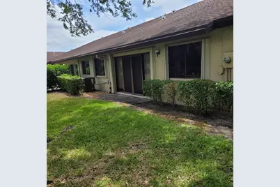 135 Meander Circle, Royal Palm Beach, FL 33411 - Photo 9