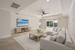 339 SW Winnachee Dr, Stuart, FL 34994 - Photo 15