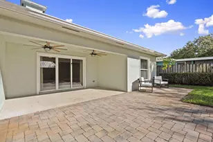 339 SW Winnachee Dr, Stuart, FL 34994 - Photo 37