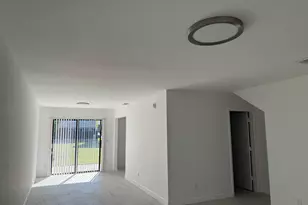 2103 Wharf Ln, Greenacres, FL 33463 - Photo 9