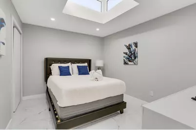 2019 NE 14th Court, Fort Lauderdale, FL 33304 - Photo 11