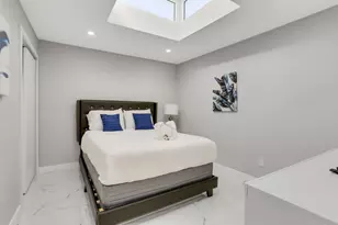 2019 NE 14th Ct, Fort Lauderdale, FL 33304 - Photo 11