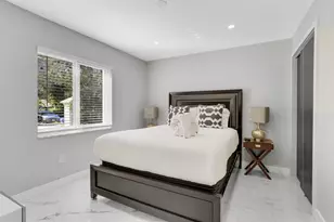 2019 NE 14th Ct, Fort Lauderdale, FL 33304 - Photo 9