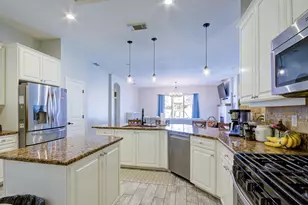 10720 SW Waterway Ln, Port Saint Lucie, FL 34987 - Photo 7