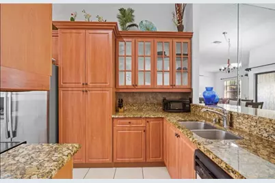 13526 Fountain View Boulevard, Wellington, FL 33414 - Photo 5