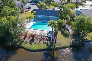 1679 SE Green Acres Cir, Port Saint Lucie, FL 34952 - Photo 29