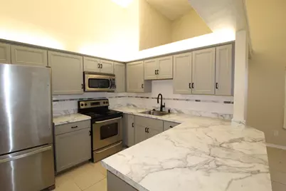 2519 SE Tropical East Circle E, Port Saint Lucie, FL 34952 - Photo 5